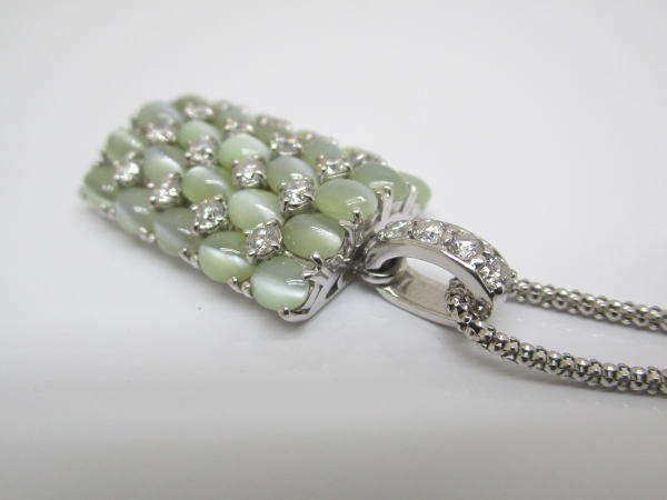 4392 K18WGネックレス キャッツアイ6,5カラット ダイヤモンド0,62カラット - 画像 (4)