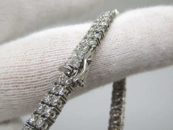 4395 K18WGテニスブレスレット ダイヤモンド4カラット 三越ジュエリー - 画像 (3)