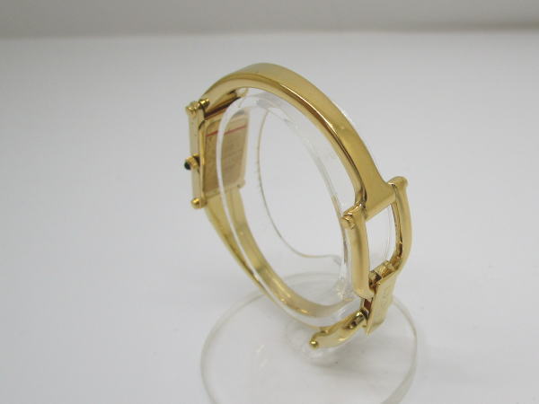 1520 グッチ バングルウォッチ 1500L レディース クォーツ シェル文字盤 ゴールドメッキ - 画像 (4)