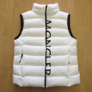 2302　モンクレール　チェニスジレ　ダウンベスト　20931A00036　ホワイト　レディース　サイズ0