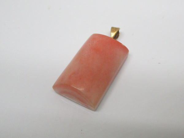 4410 K18ペンダントトップ サンゴ 珊瑚