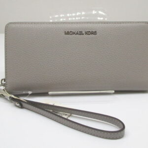 2304　マイケルコース　ラウンドファスナー長財布　ジェットセットトラベル　35F7STVE7L　新品