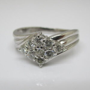 4423　PT900リング　ダイヤモンド0,52カラット　13号