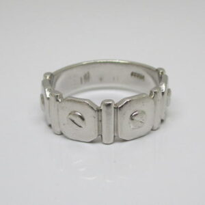 4426　PT900リング　15,5号　ビスモチーフ