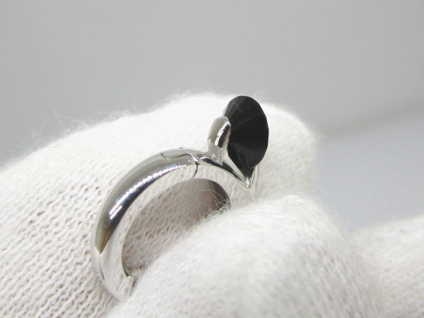 4449 K18WGフープピアス オニキス - 画像 (5)