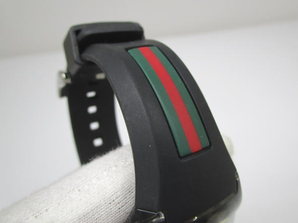 1539 グッチ SYNC シンク 腕時計 137.3 クォーツ ブラック - 画像 (6)