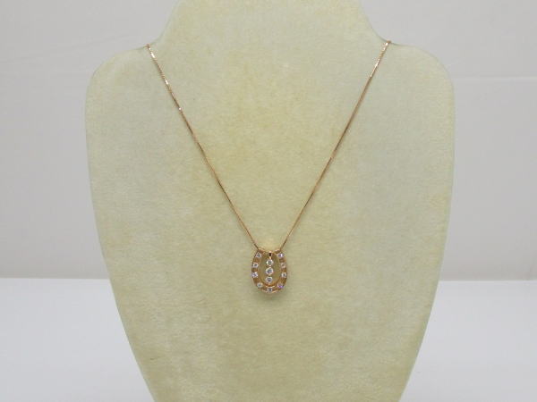 4465 K18PGネックレス ダイヤモンド0,5カラット 馬蹄型 - 画像 (10)