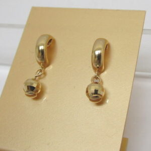 4475　K18ピアス　ミラーボール