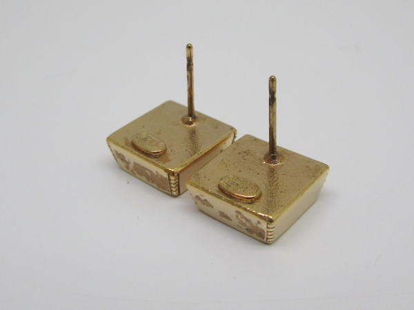 792 シャネル ココマークピアス スクエア ゴールドメッキ サーモンピンク - 画像 (5)