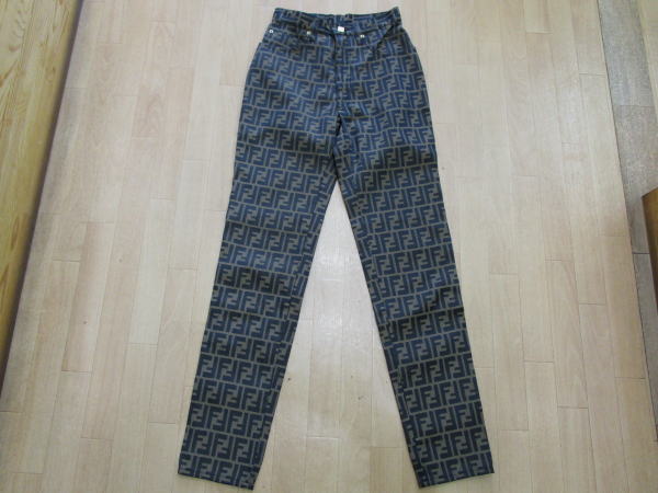2386 フェンディ パンツ ズッカライン レディース 27インチ D-HG-1234